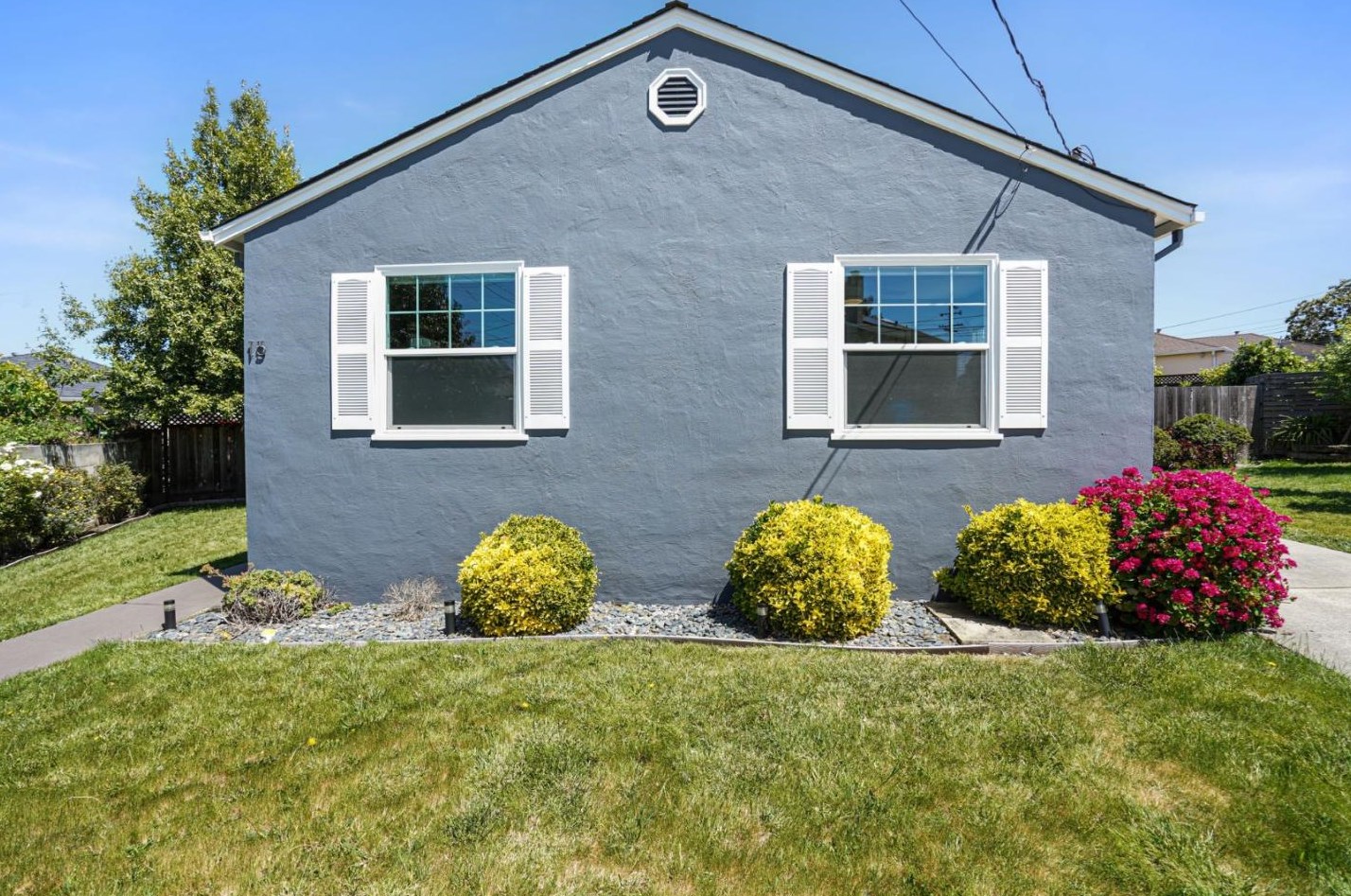 15 Eva Ct, San Mateo, CA 94403