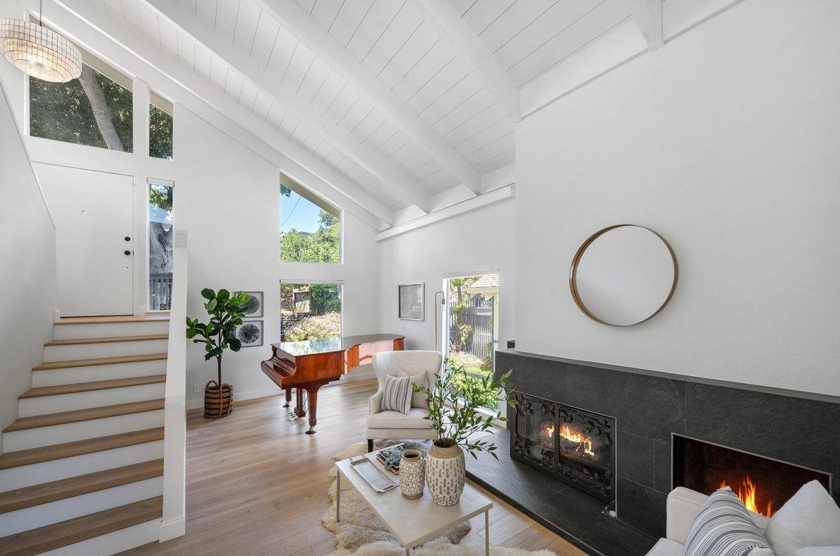 3218 Upper Lock Ave, Belmont, CA 94002