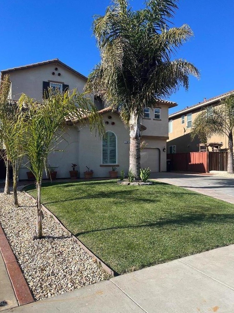 1705 Piazza Dr, Salinas, CA 93905