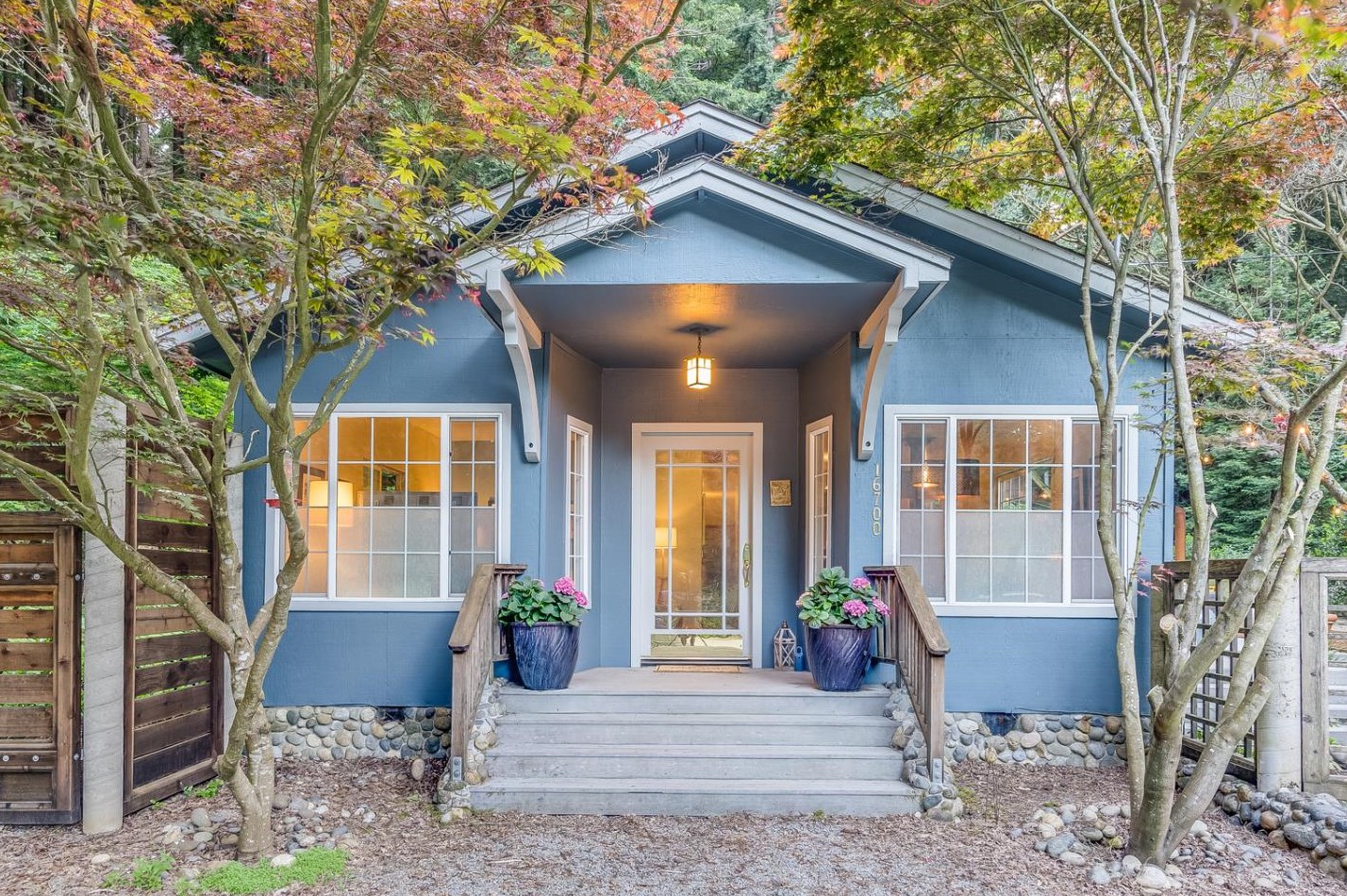 16700 Laurel Rd, Los Gatos, CA 95033