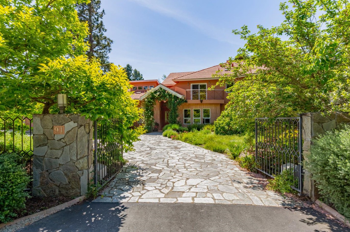 91 Mt Vernon Ln, Menlo Park, CA 94027
