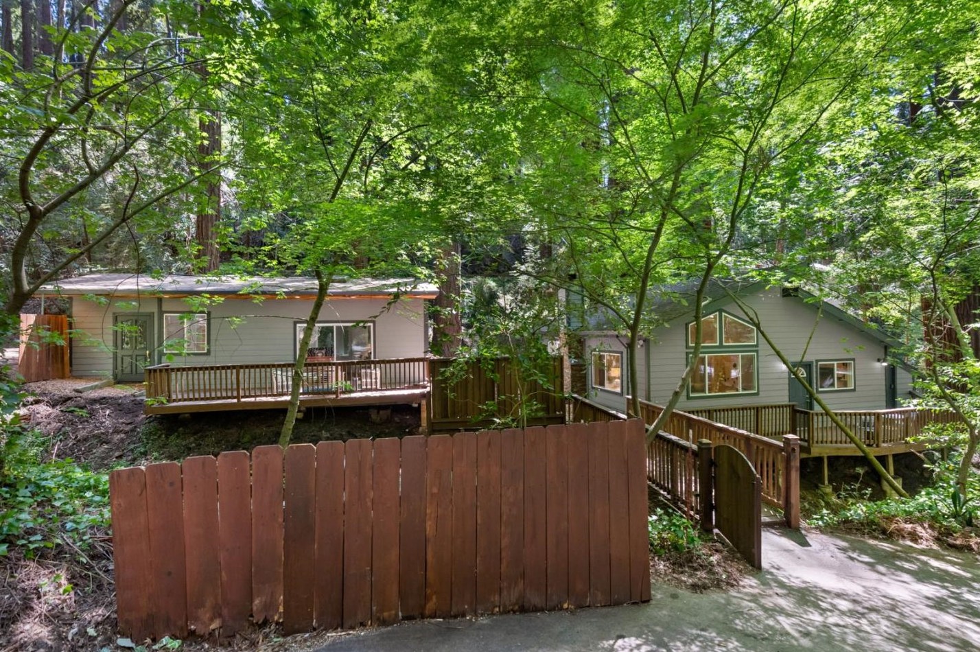 18460 Circle Dr, Los Gatos, CA 95033