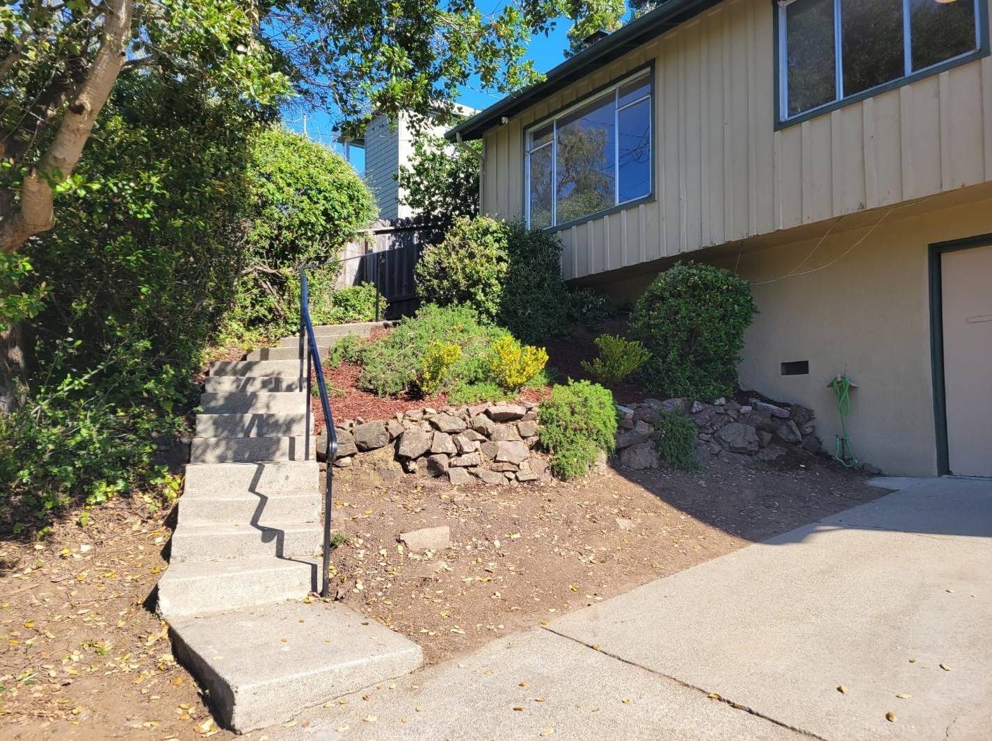 2731 Monserat Ave, Belmont, CA 94002