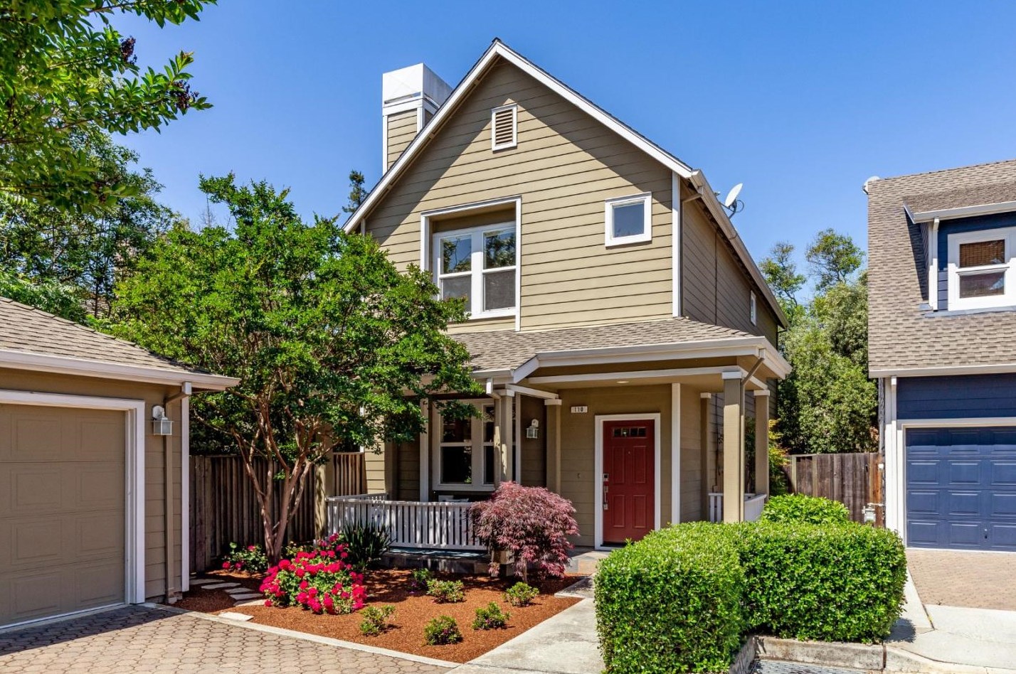 110 Plum Ct, Mountain View, CA 94043