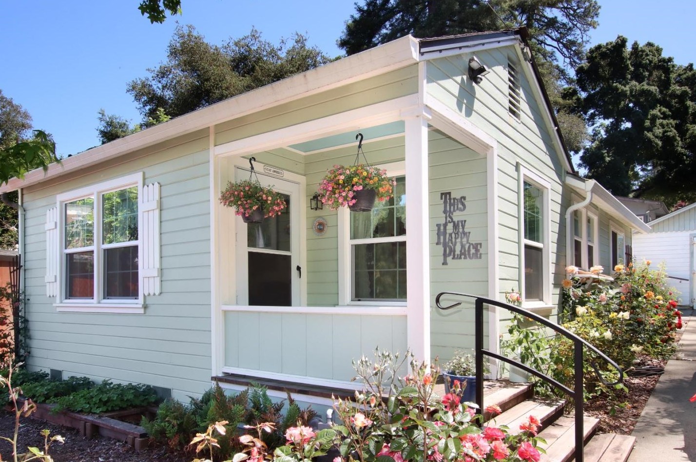 8494 Glen Arbor Rd, Ben Lomond, CA 95005