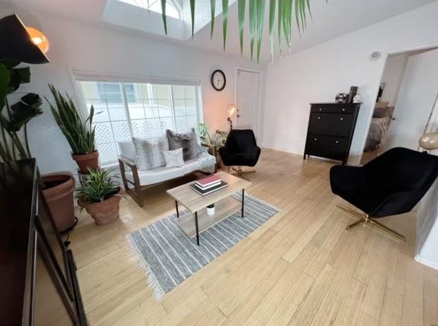 1730 Commercial Way 6, Santa Cruz, CA 95065