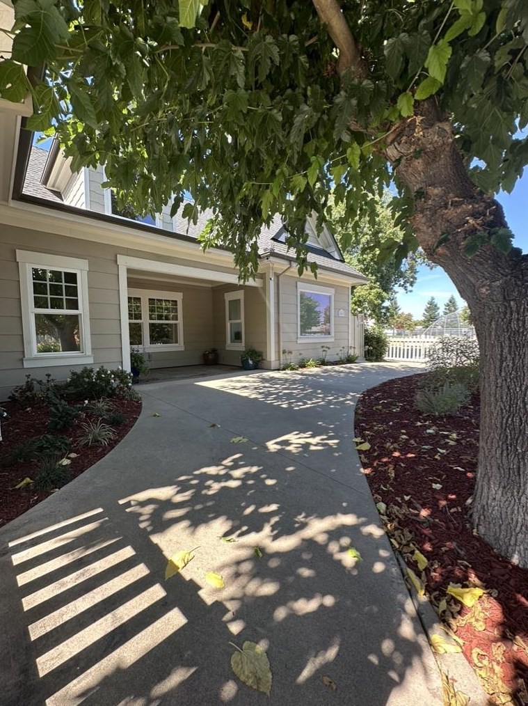 2602 Washington Ave, Redwood City, CA 94061