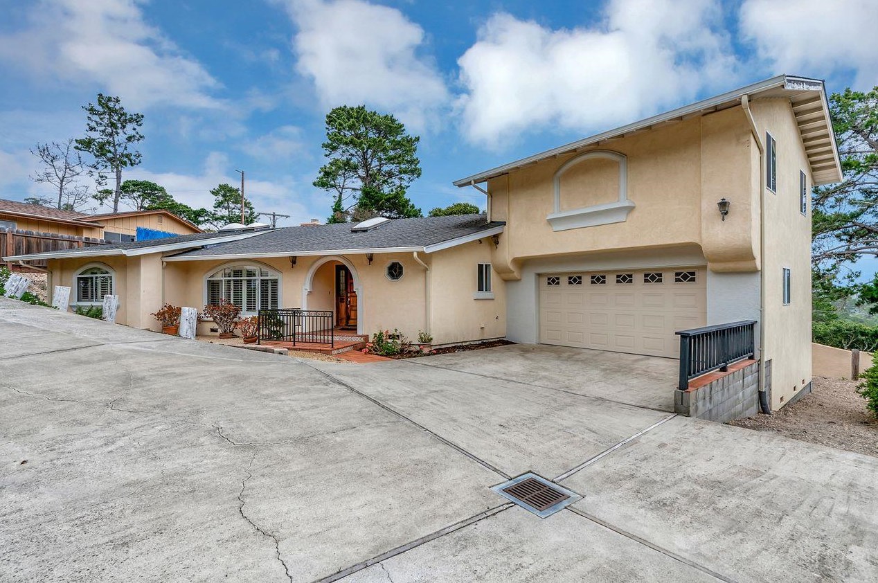 24791 Handley Dr, Carmel, CA 93923