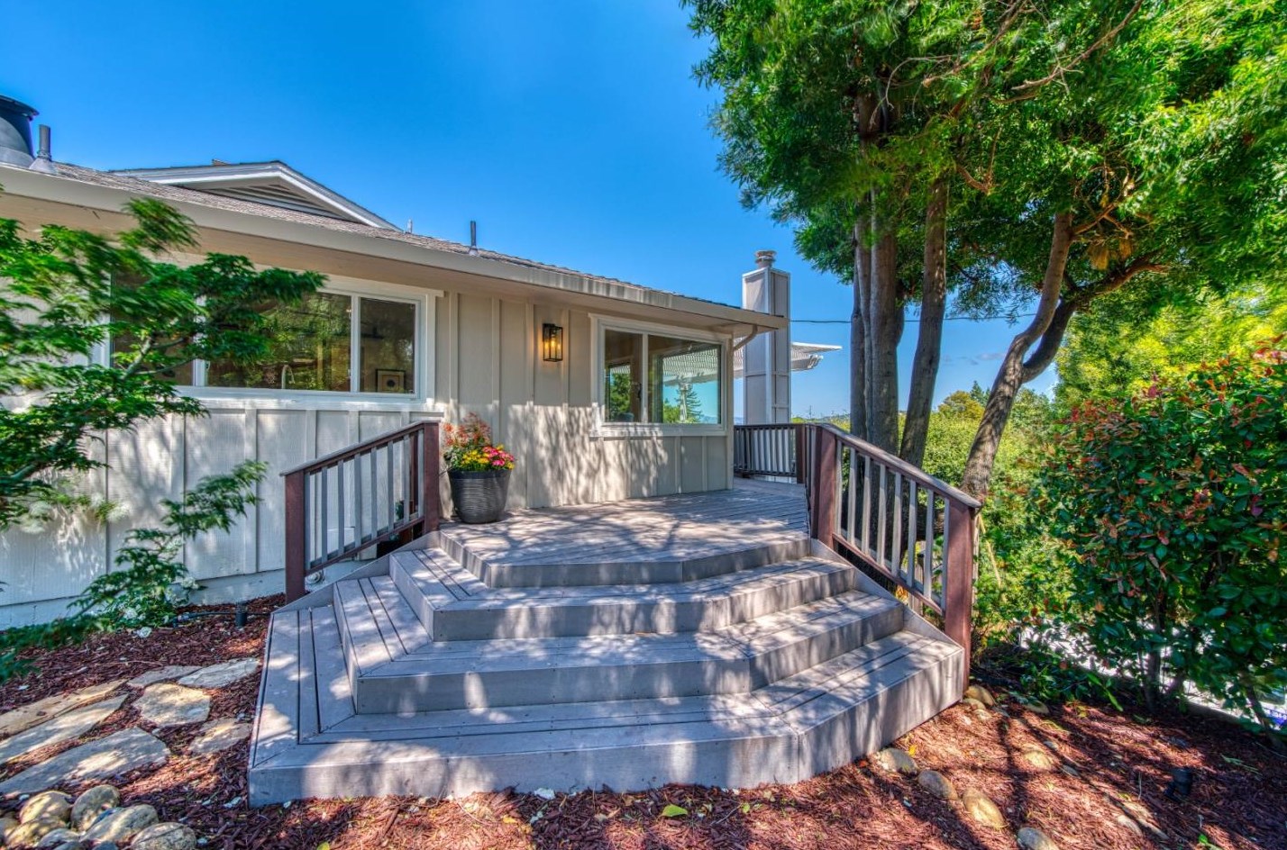 312 Andrews St, Los Gatos, CA 95030