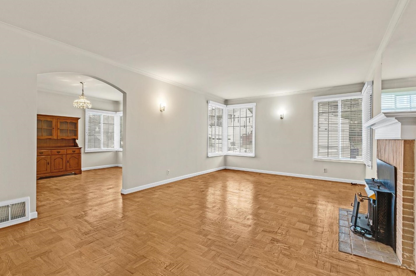 366 El Paseo, Millbrae, CA 94030