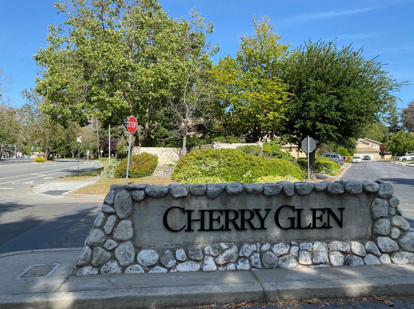 2495 Jubilee Ln, San Jose, CA 95131-1988