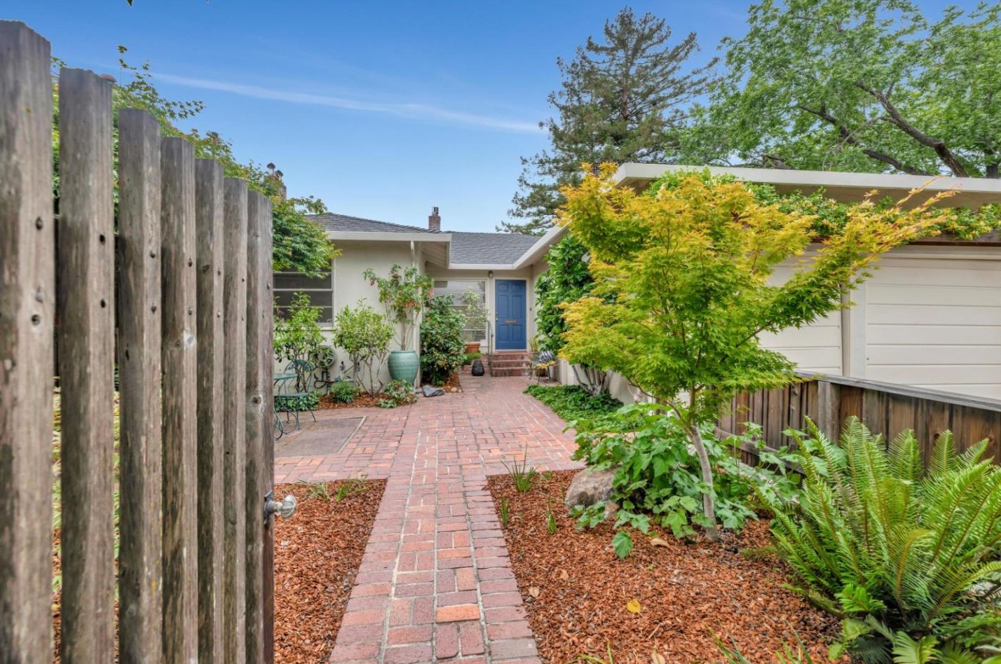 158 Belvedere Ter, Santa Cruz, CA 95062-1002