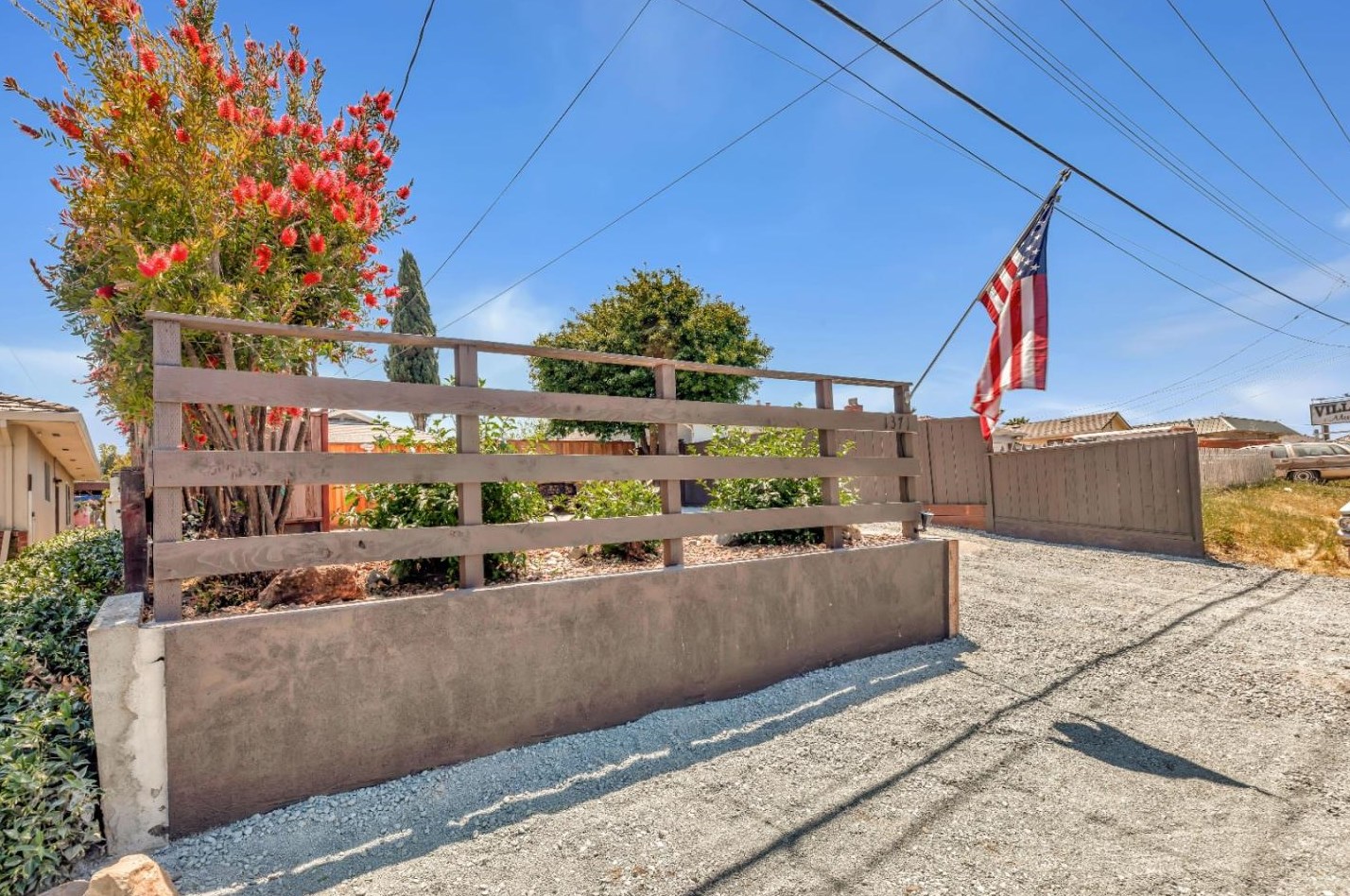 1371 Hillcrest Rd, Hollister, CA 95023