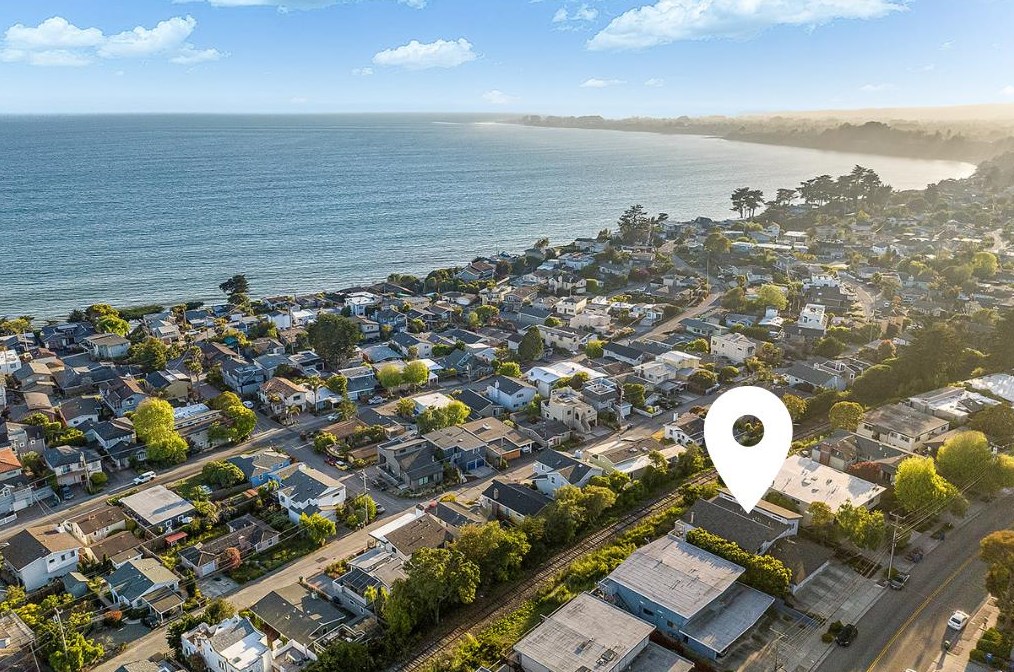313 Sea Ridge Rd, Aptos, CA 95003-4365