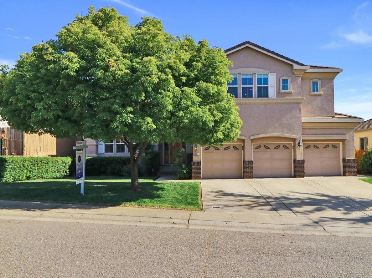 1663 Tibessart Ct, Folsom, CA 95630