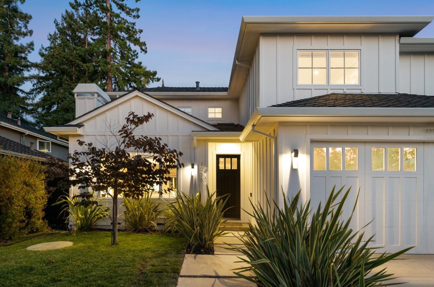 2055 Sterling Ave, Menlo Park, CA 94025-6015
