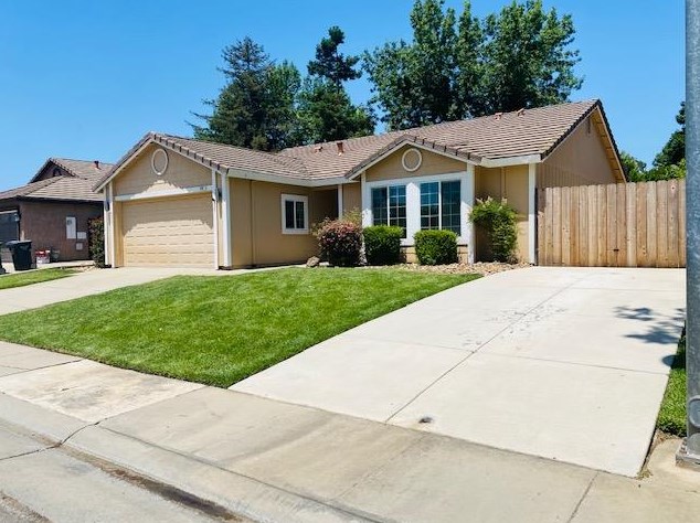 175 Danny Dr, Galt, CA 95632-2613
