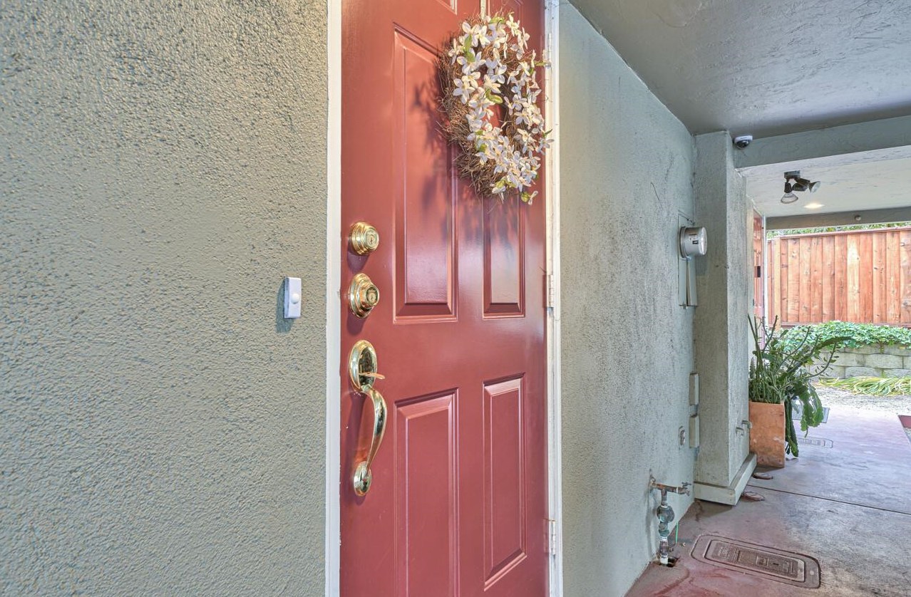 565 English Ave 11, Monterey, CA 93940