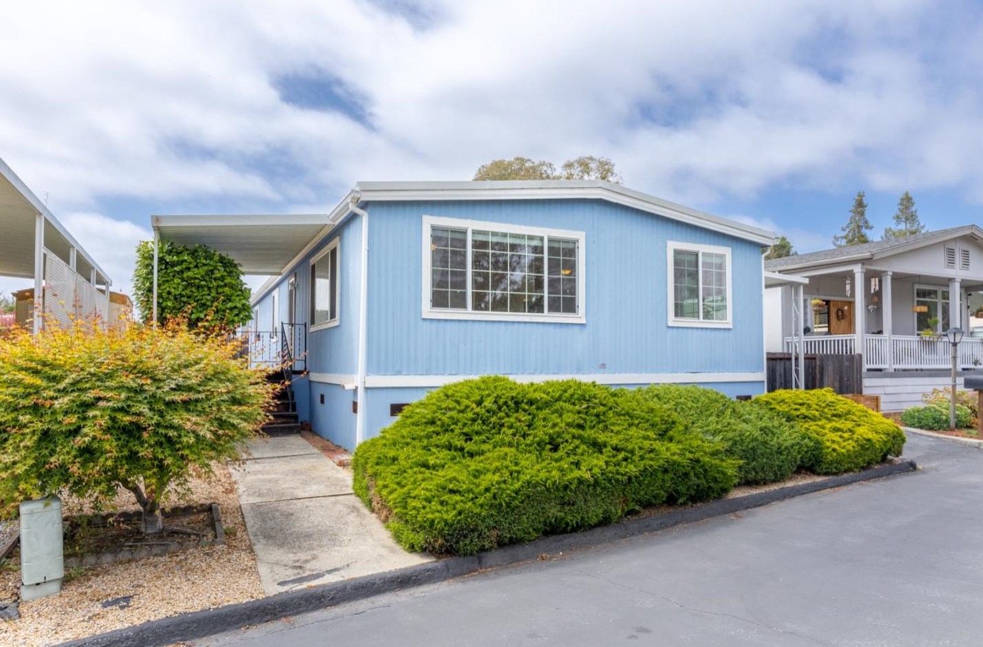 18 Pepperwood Way, Soquel, CA 95073-2630