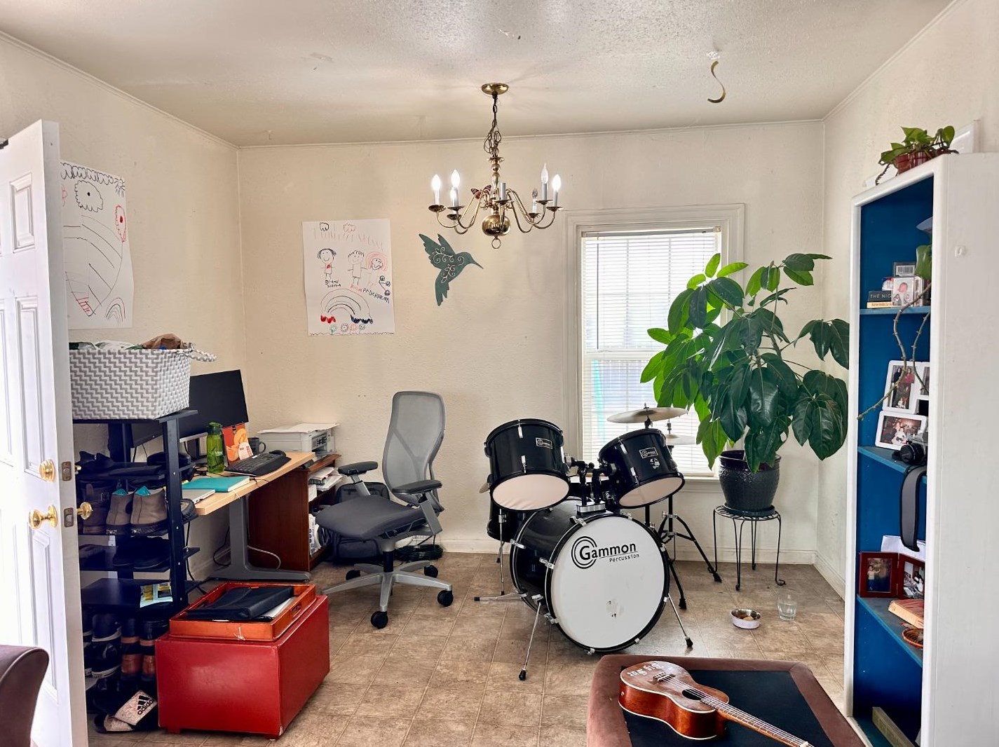 323 Maple St, Salinas CA 93901-3229 exterior