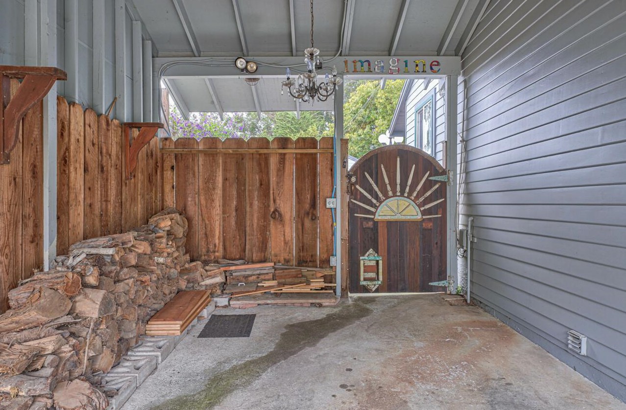 17697 Orchard Ln, Salinas, CA 93907