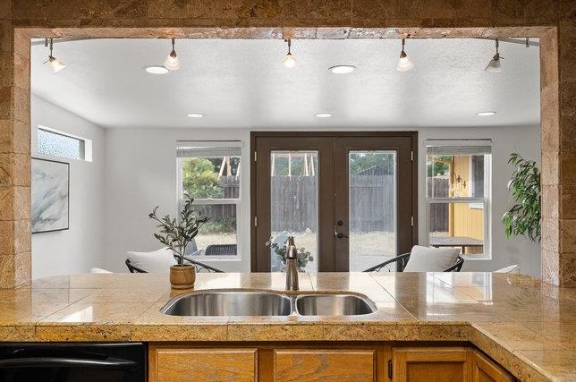 9012 Terramore Dr, Citrus Heights, CA 95662