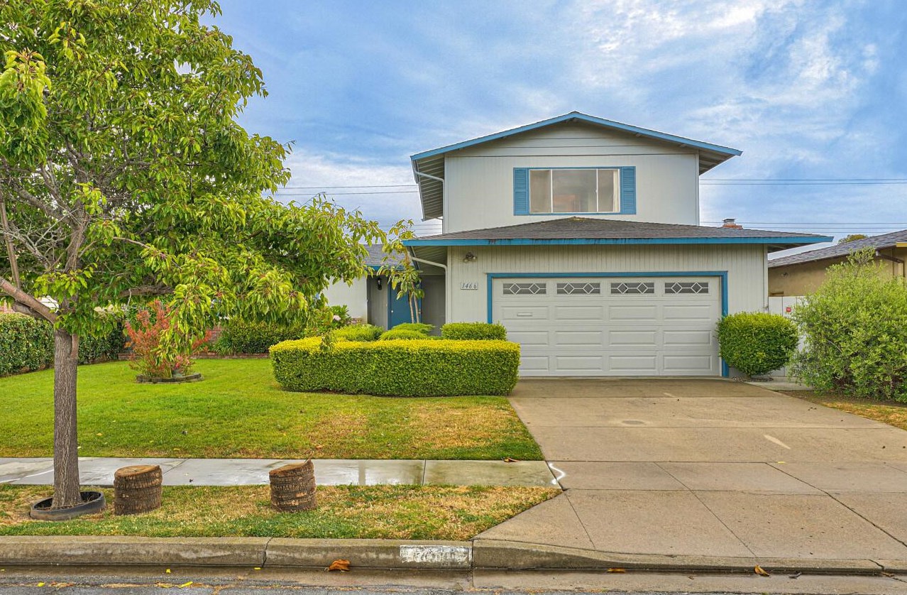 1466 Adams St, Salinas, CA 93906-2749