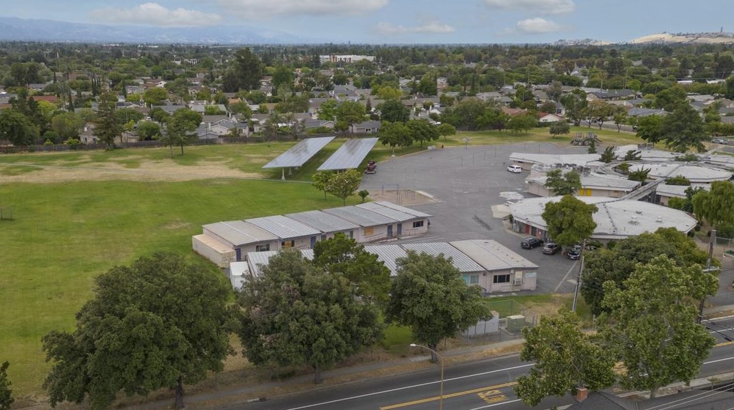 274 Bieber Dr, San Jose CA 95123-3613 exterior