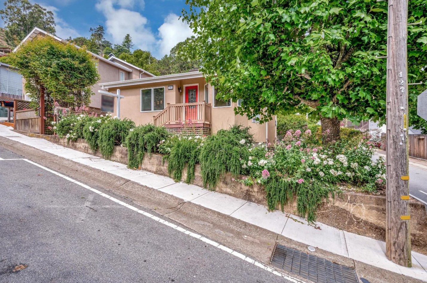 202 Glen Park Way, Brisbane, CA 94005-1725