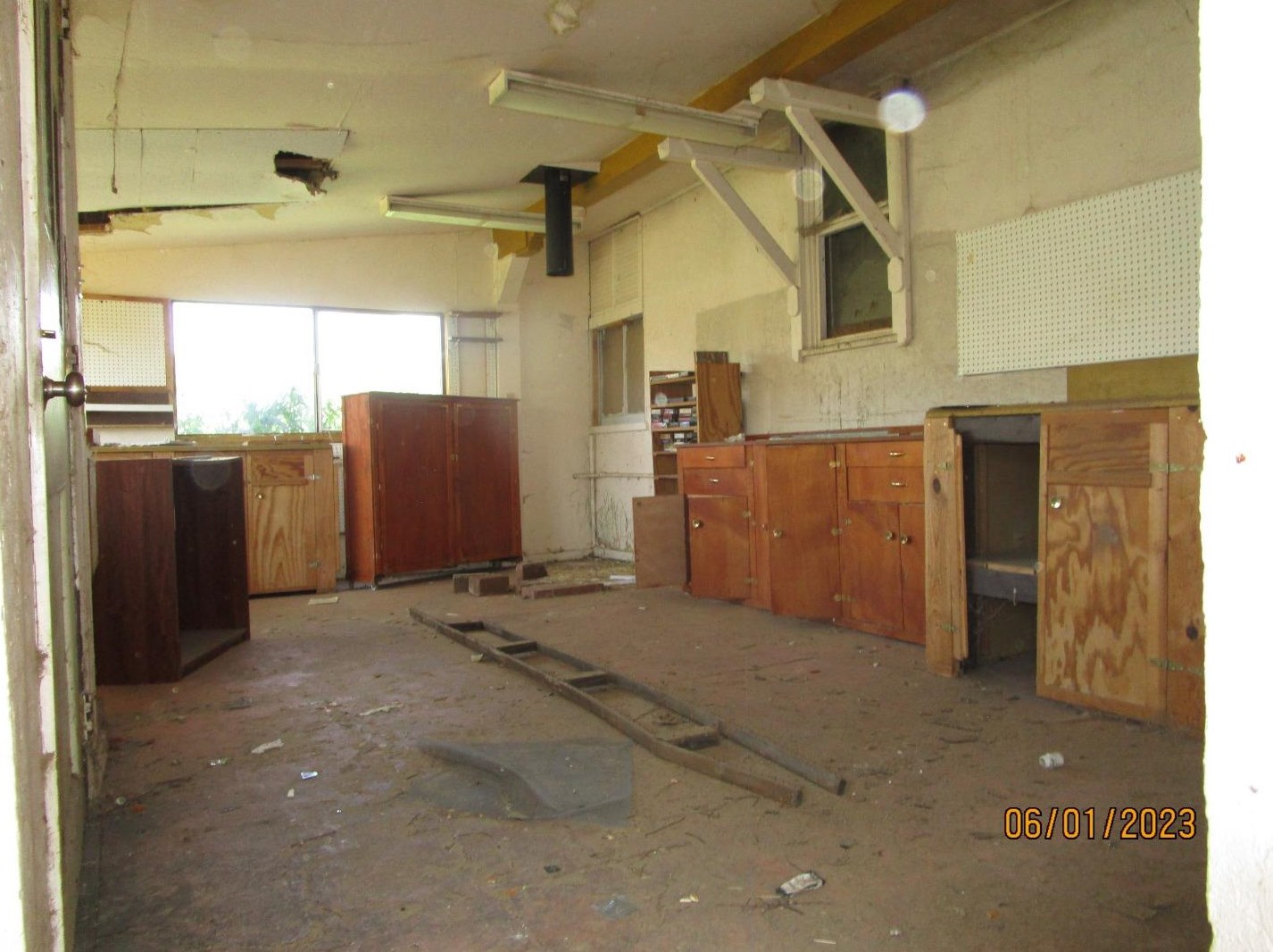1211 7th St, Antioch, CA 94509-1037