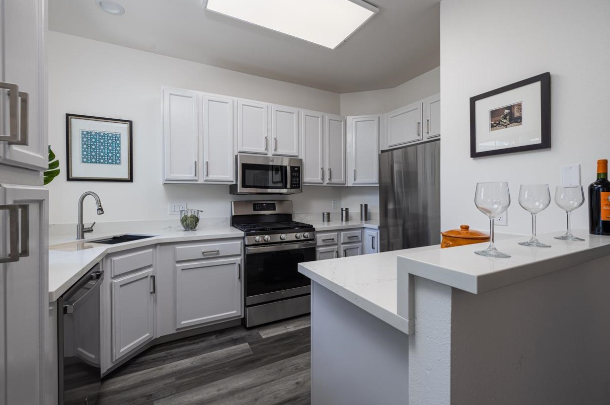 140 Troon Way, Princeton by the Sea, CA 94019