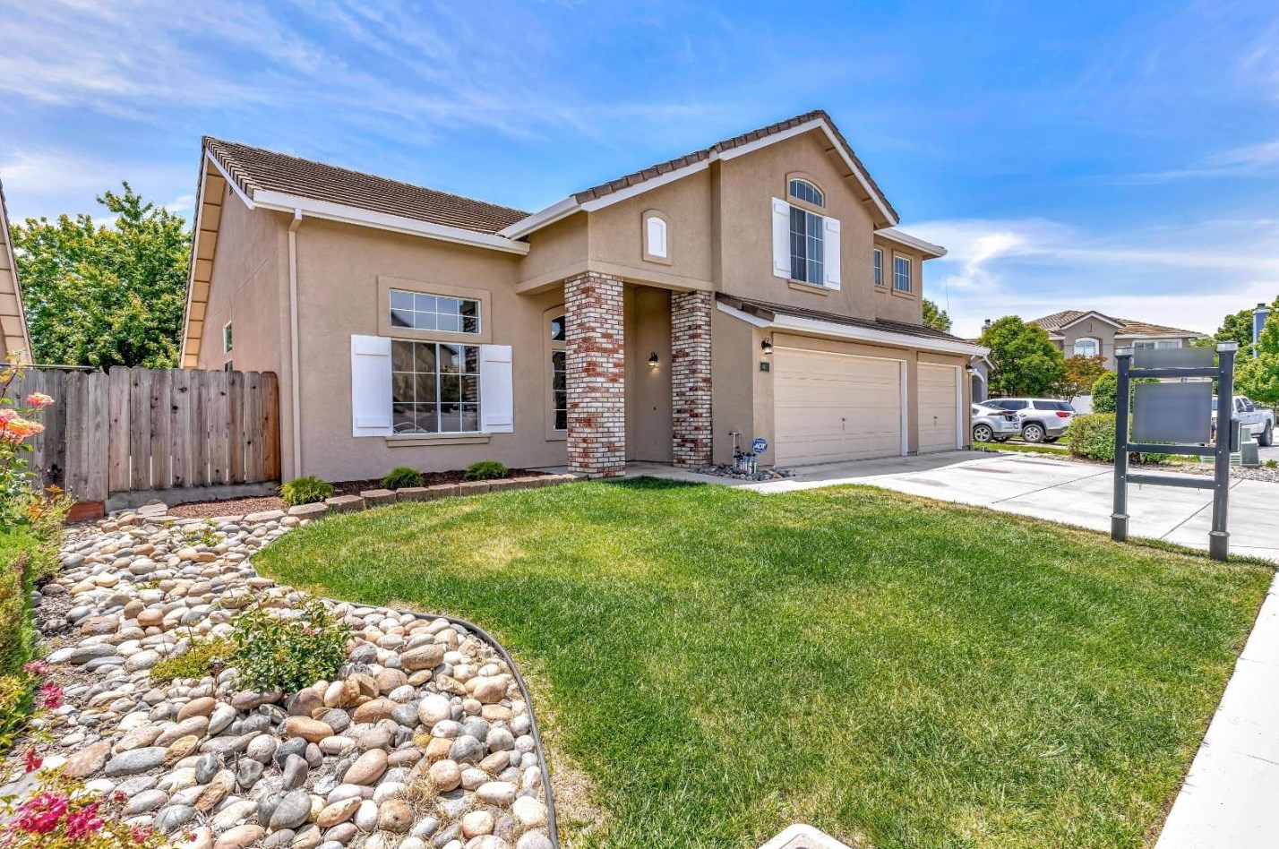 1401 Panorama Dr, Hollister, CA 95023