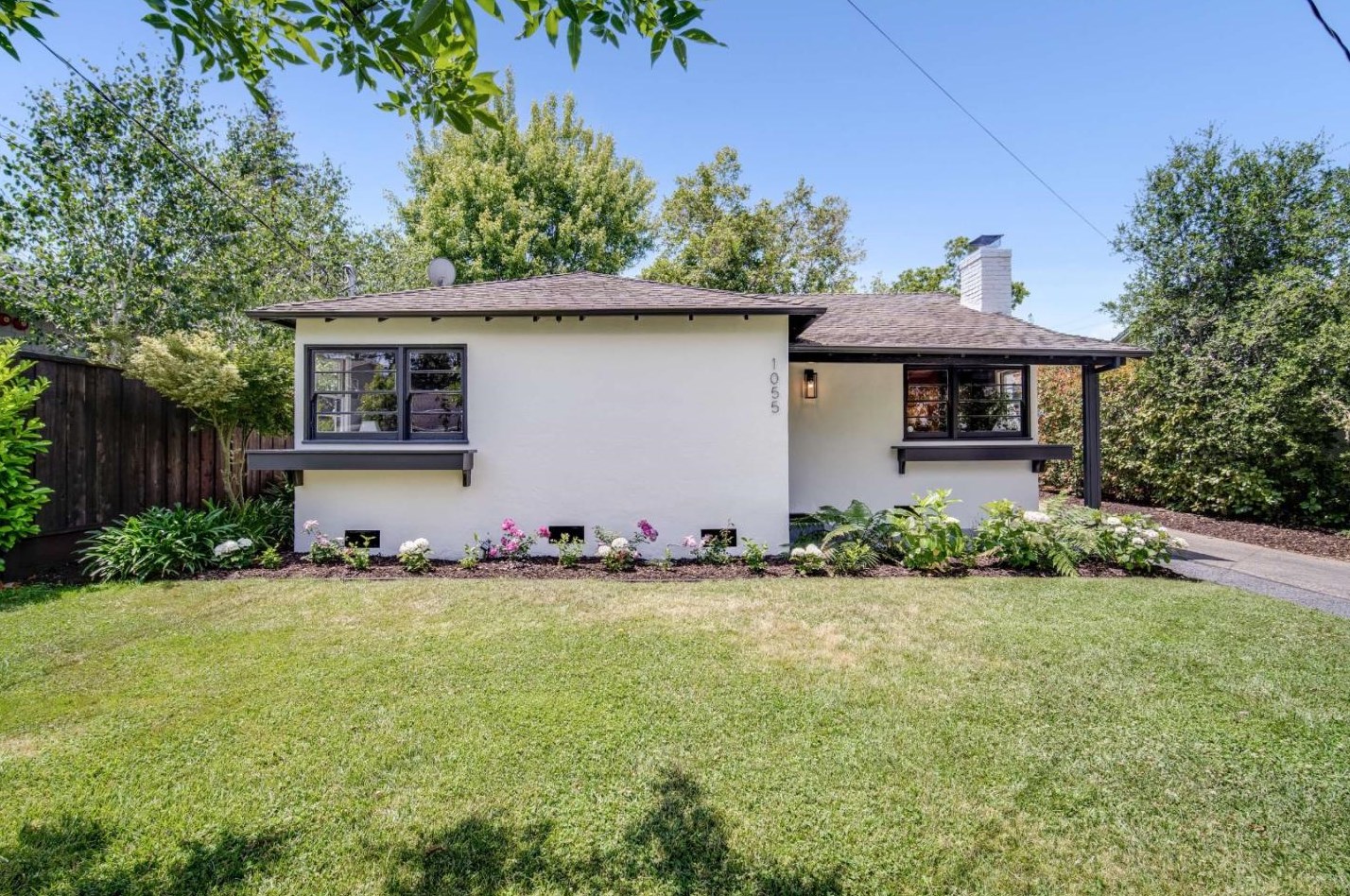 1055 Sherman Ave, Menlo Park, CA 94025