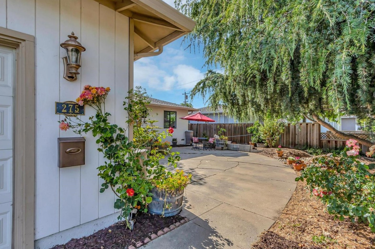 275 Barker St, Milpitas, CA 95035