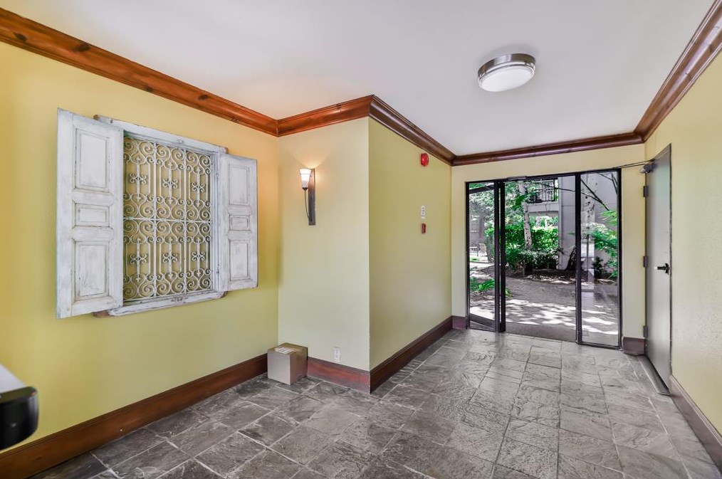 181 Del Medio Ave 114, Mountain View, CA 94040