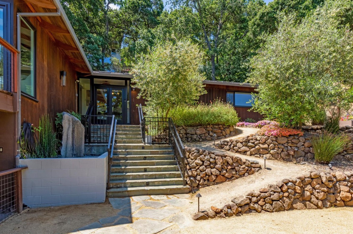 131 Mira Way, Menlo Park CA 94028-7433 exterior