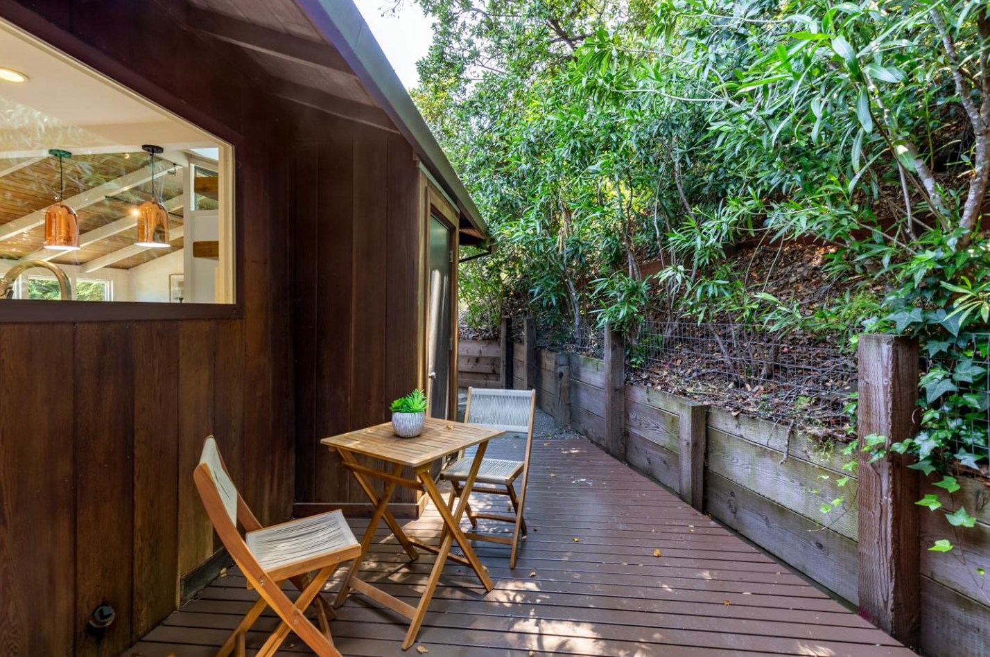 131 Mira Way, Menlo Park CA 94028-7433 exterior