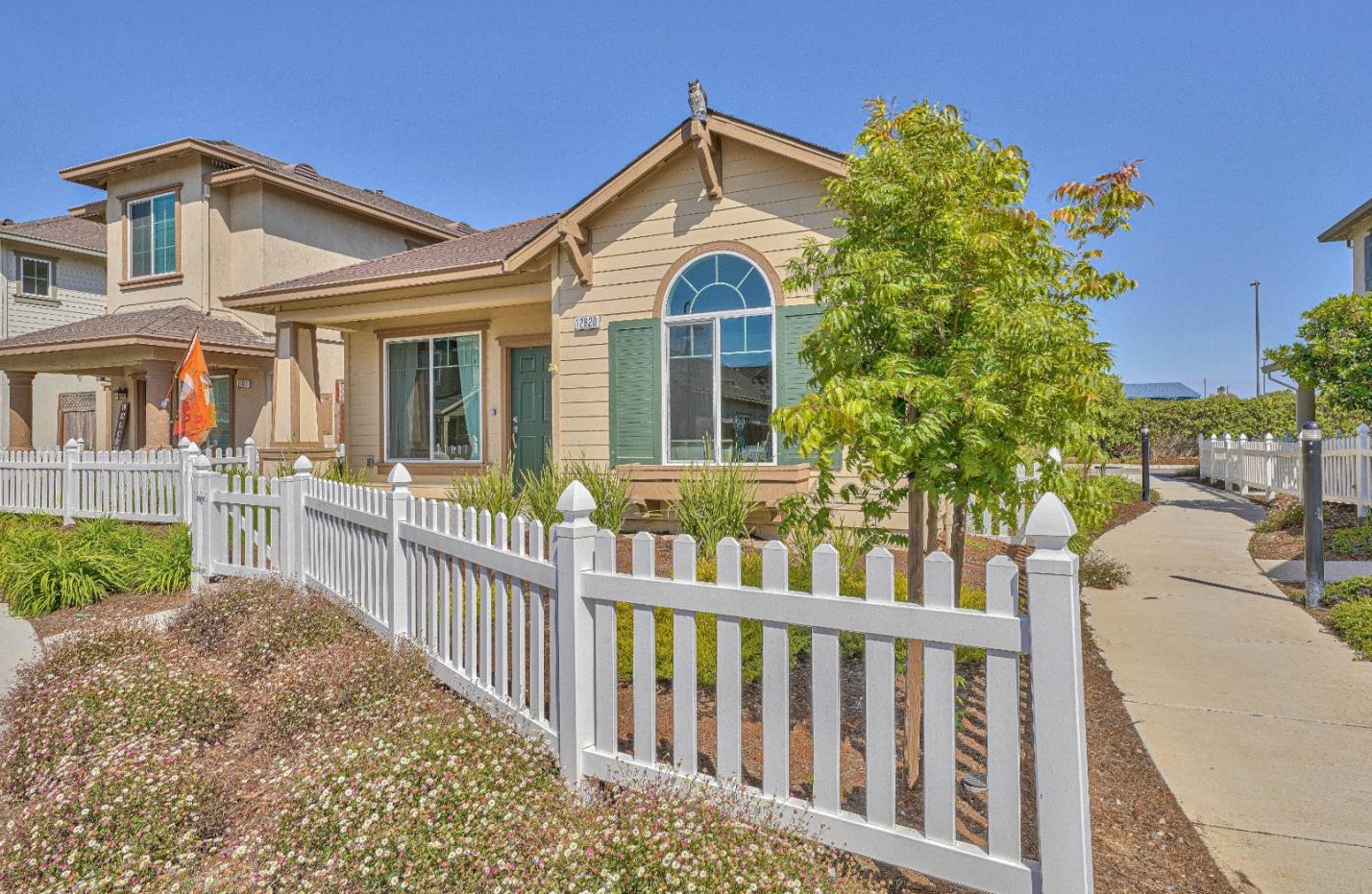 12820 Rogge Village Loop, Salinas, CA 93906-1357