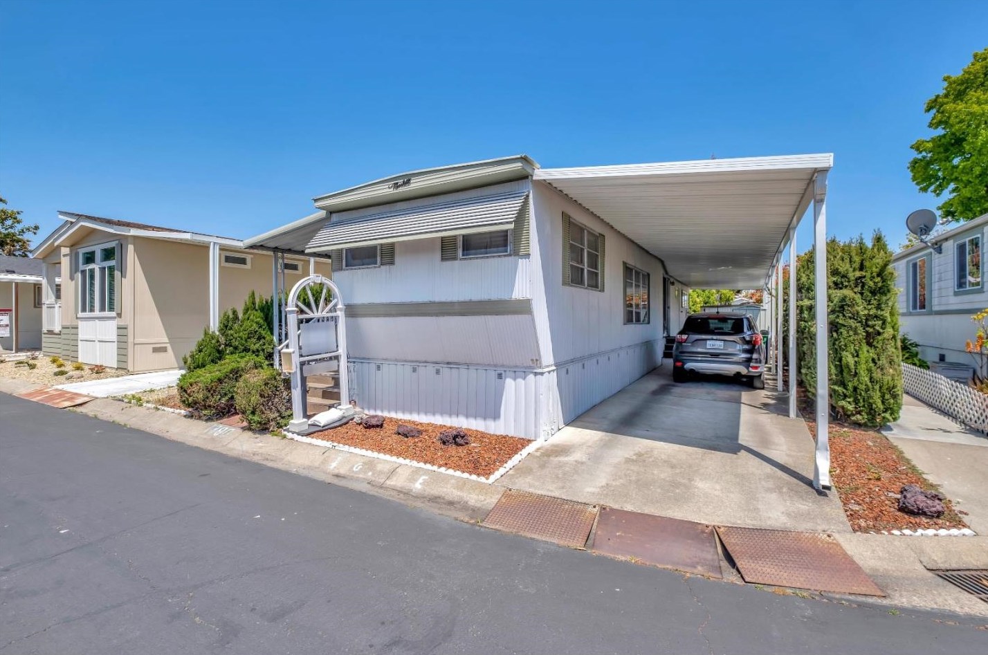 1390 Manuel Dr 1390, Hayward, CA 94544