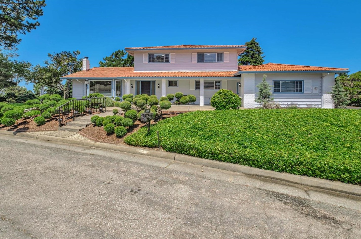 170 Tamarack Dr, Aptos, CA 95003-5762