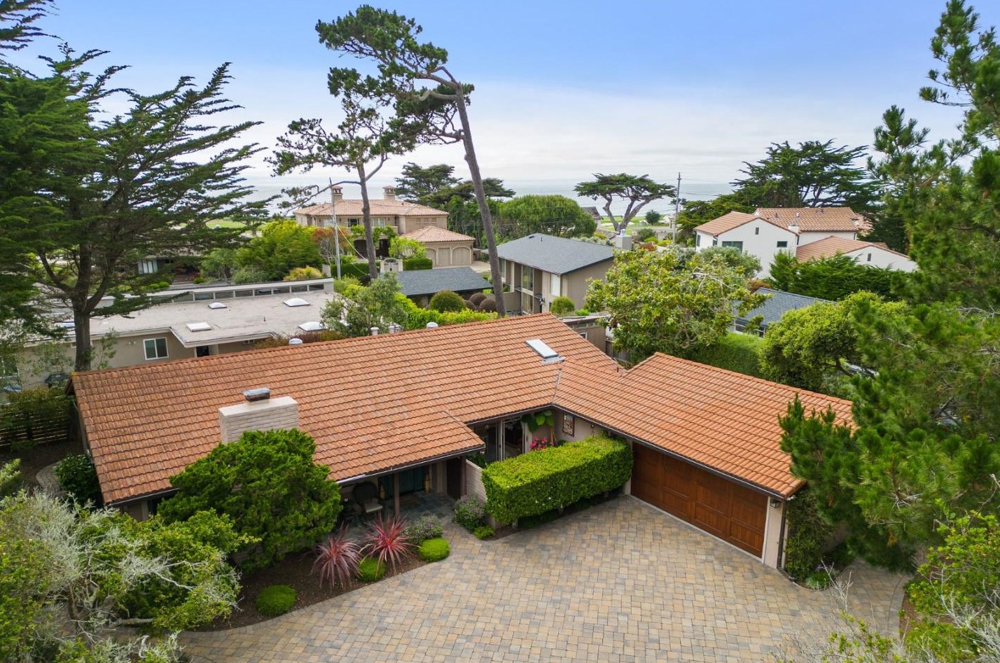 1039 Parkway Dr, Pebble Beach, CA 93953