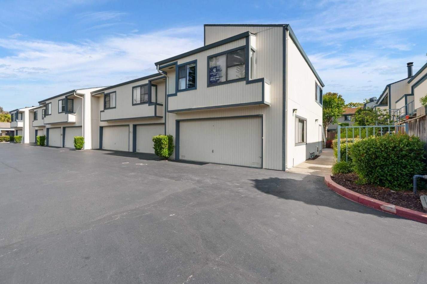 3595 Bascom Ave, Campbell CA  95008-7082 exterior
