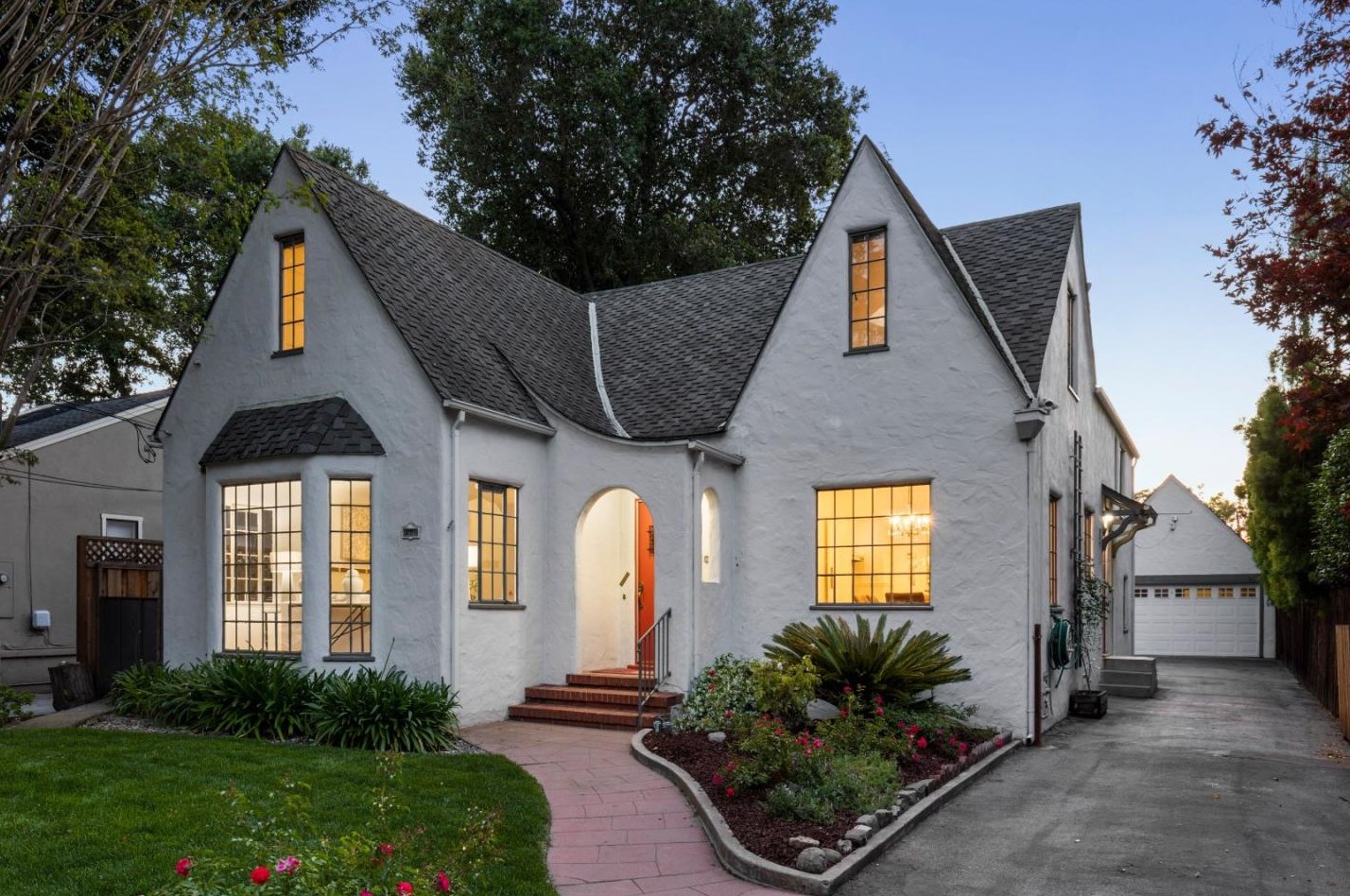 839 Lincoln Ave, Palo Alto, CA 94301
