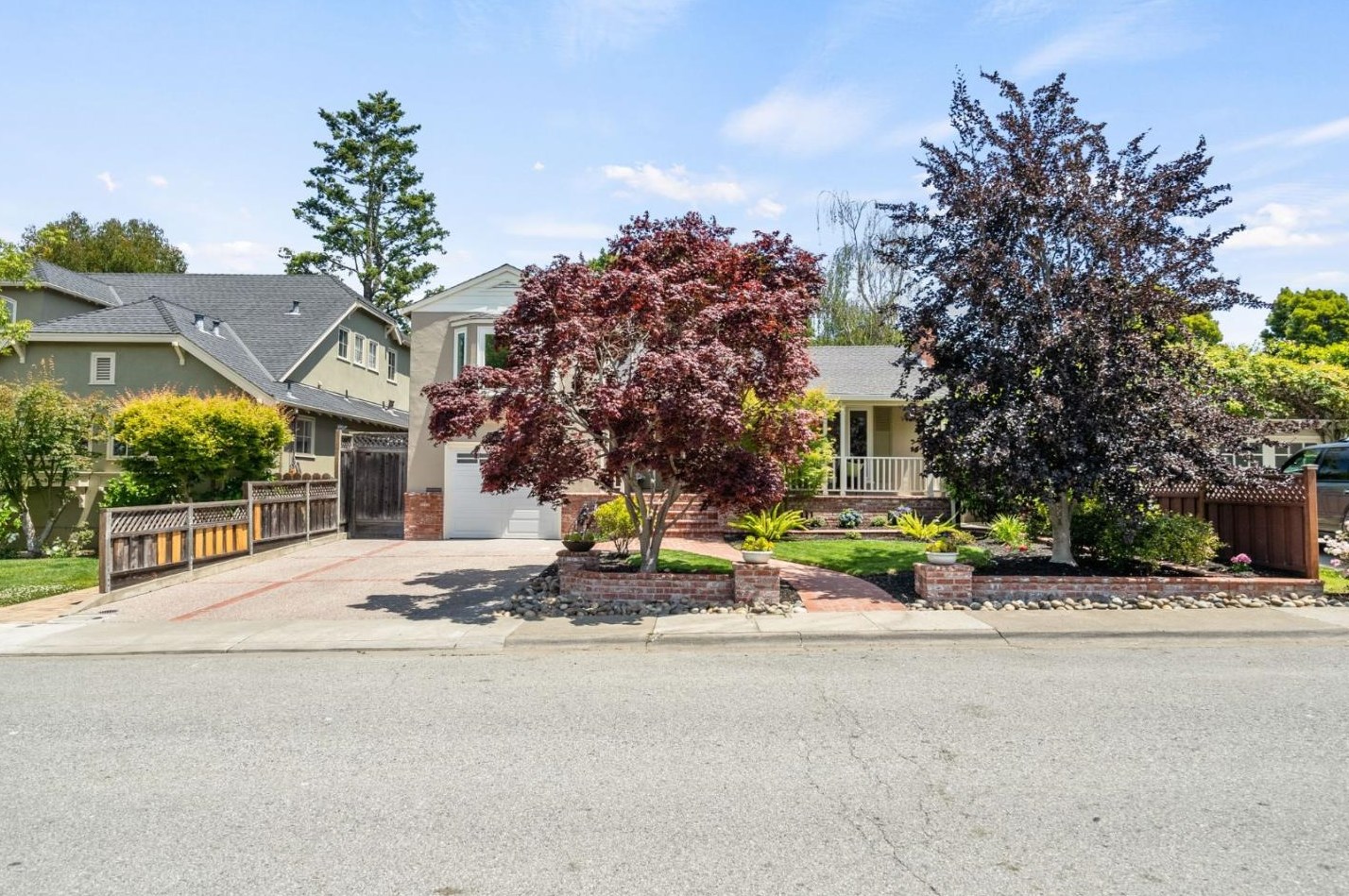 1127 Eastmoor Rd, Burlingame, CA 94010