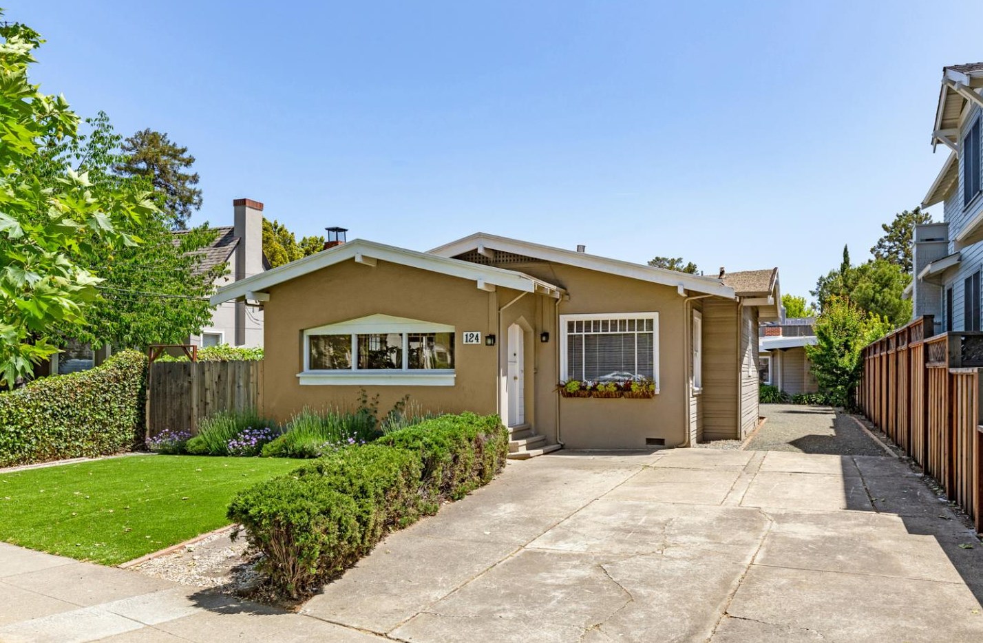 124 Occidental Ave, Burlingame, CA 94010