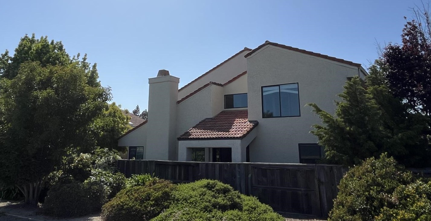 12 Riviera Cir, Redwood City, CA 94065