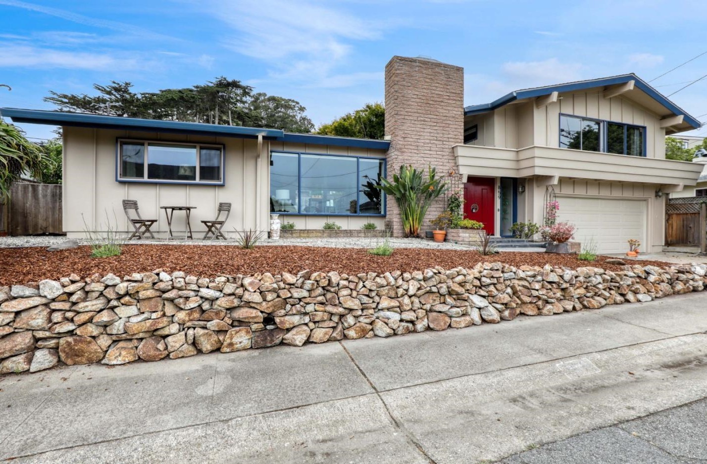 859 Balboa Ave, Del Monte Park, CA 93950