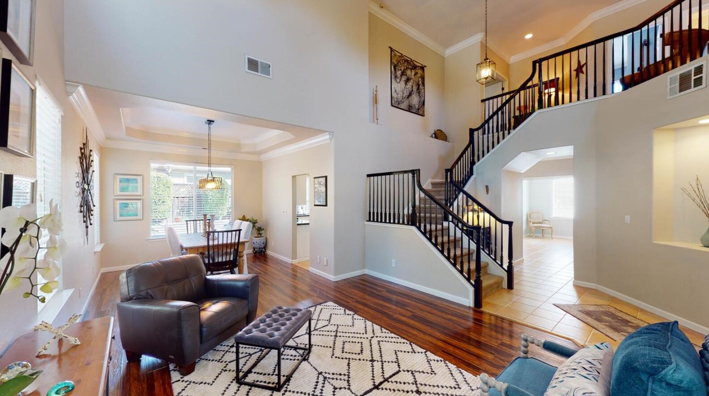 1551 Peregrine Dr, Gilroy, CA 95020