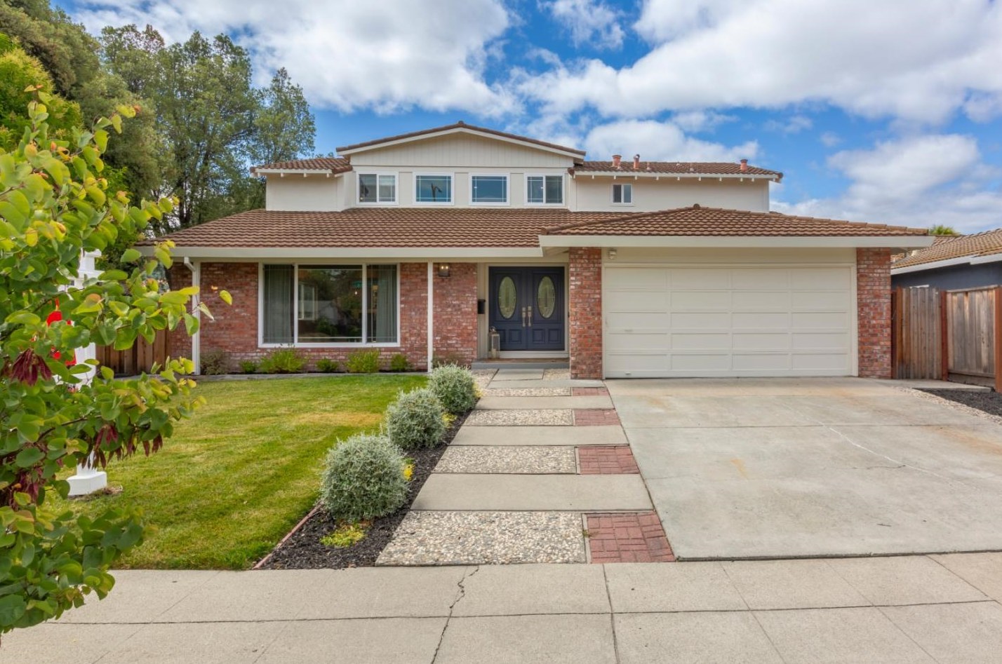 404 Santa Mesa Dr, San Jose, CA 95123