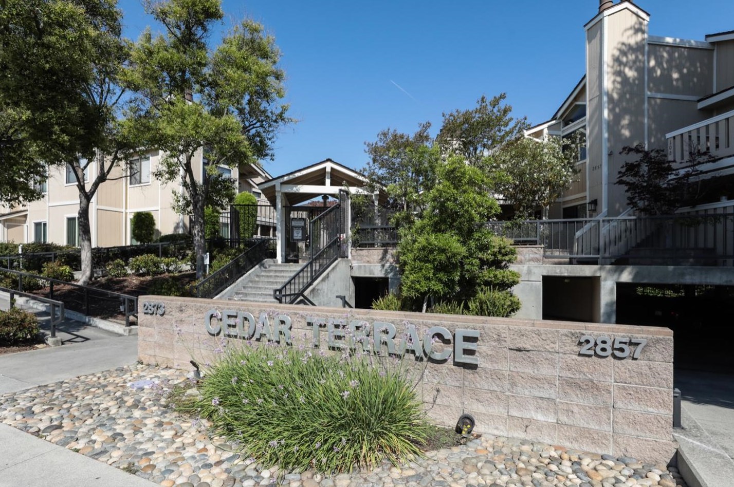 2857 S Bascom Ave 104, Campbell, CA 95008